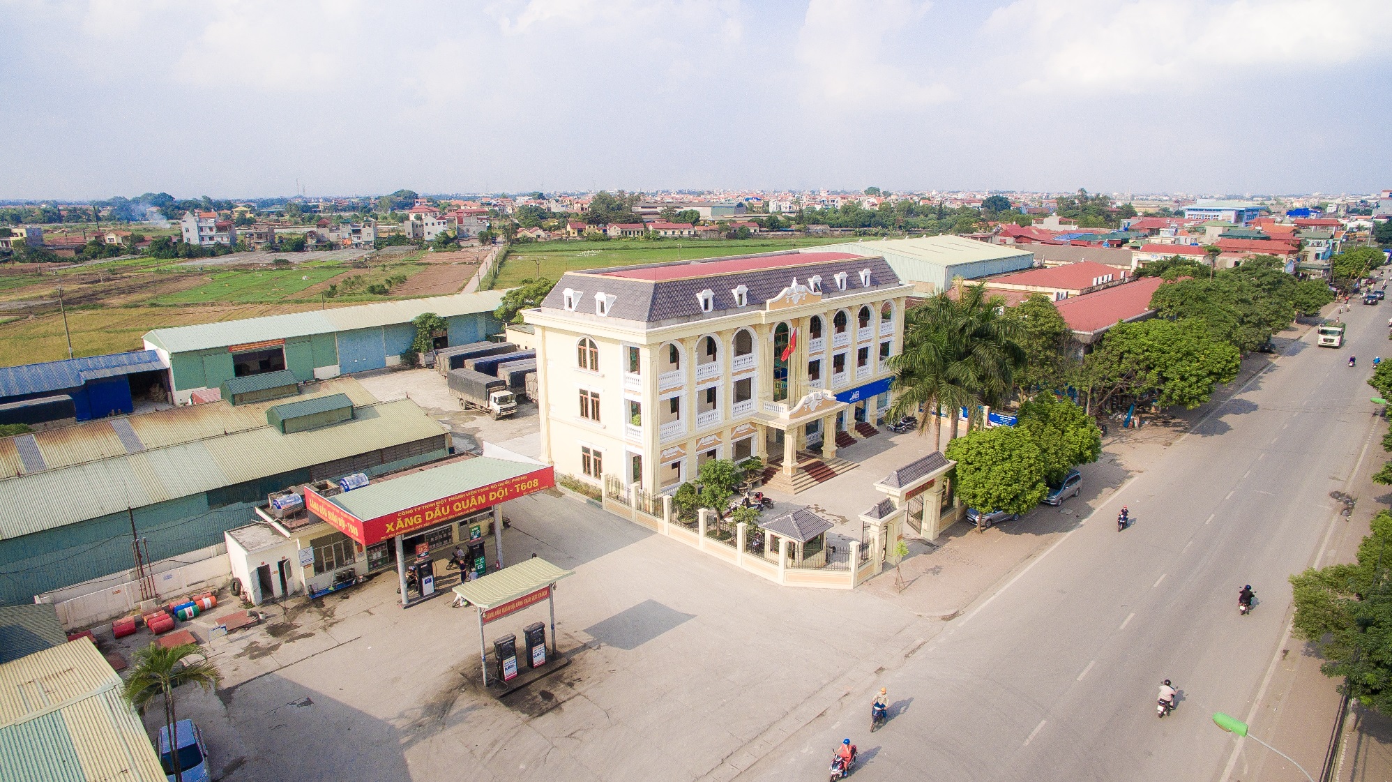 Thư chúc tết của Bộ Trưởng Bộ Quốc phòng nhân dịp năm mới Ất Tỵ 2025